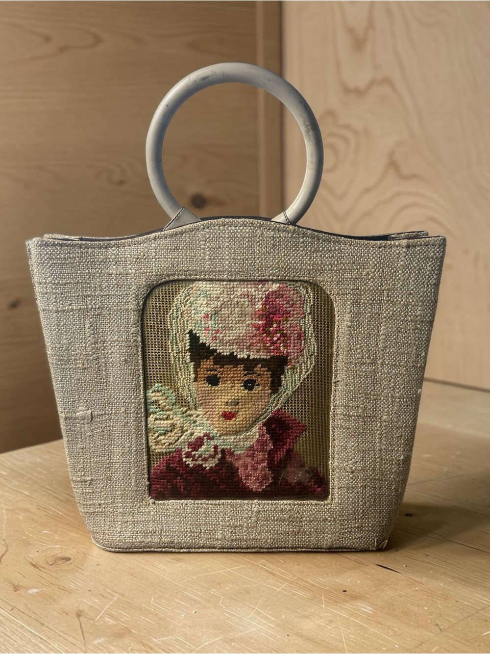Vintage Needlepoint Portrait Handbag Beige Woven Ring Handle Purse Made in USA